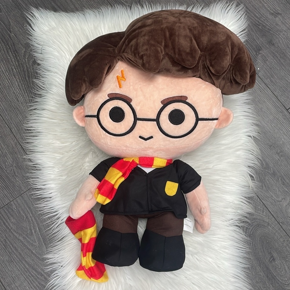Large Gemmy Wizarding World of Harry Potter Animated Plush Christmas stand up